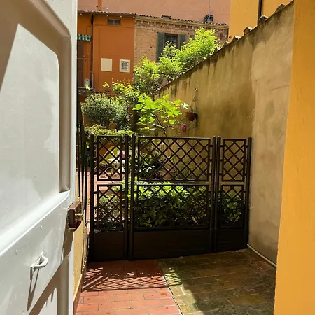 La Casina A Porta Castiglione Bologna
